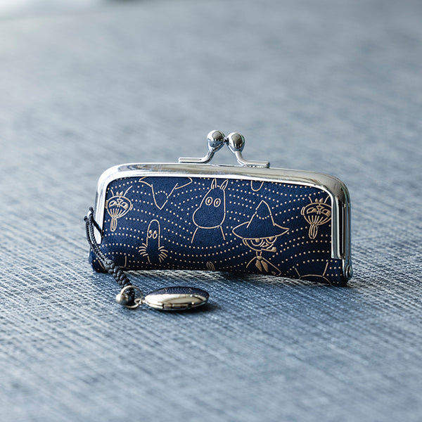 1月下旬頃お届け予定＊印傳屋コラボ 印鑑入れ 波柄（紺地白漆）【公式