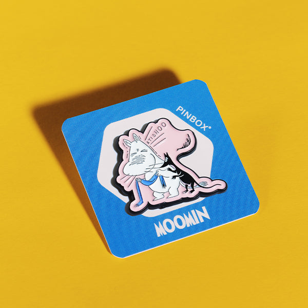 PINBOX ピンバッジ（くしゃみをするムーミン）PNX100021 - MOOMIN SHOP