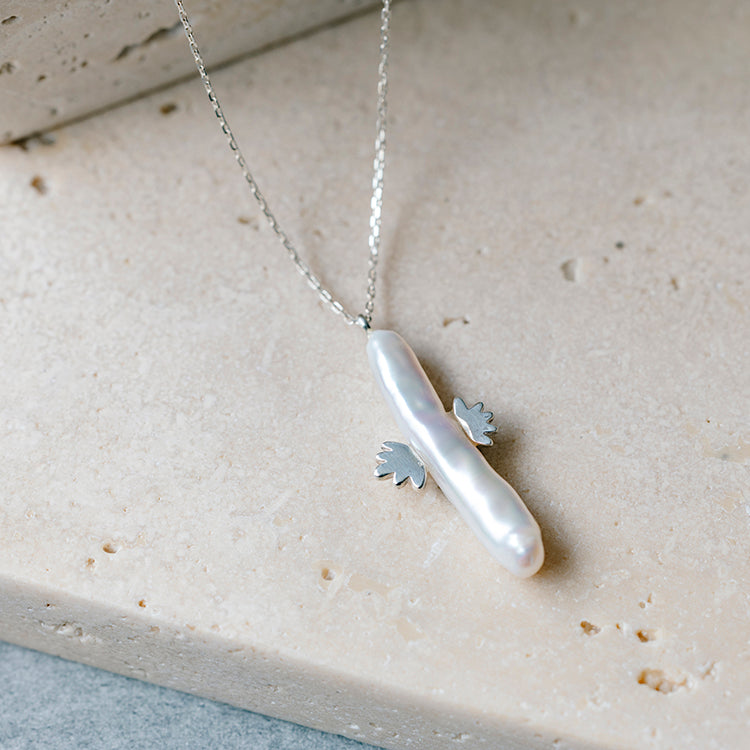 スティックパールネックレス（ニョロニョロ）【公式限定】