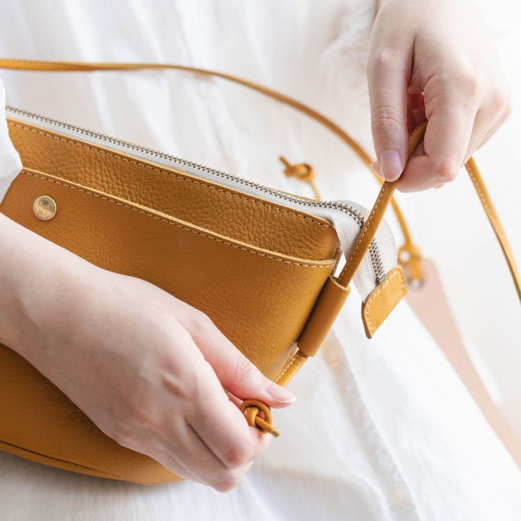 3月下旬頃お届け予定＊Kanmi. itsu monoポシェット(ムーミン）【公式限定】【航空便不可】＜予約商品＞