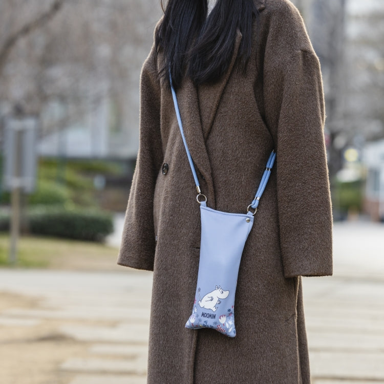 吸水機能付きマルチサコッシュ（花とムーミン/ブルー）JF2617827