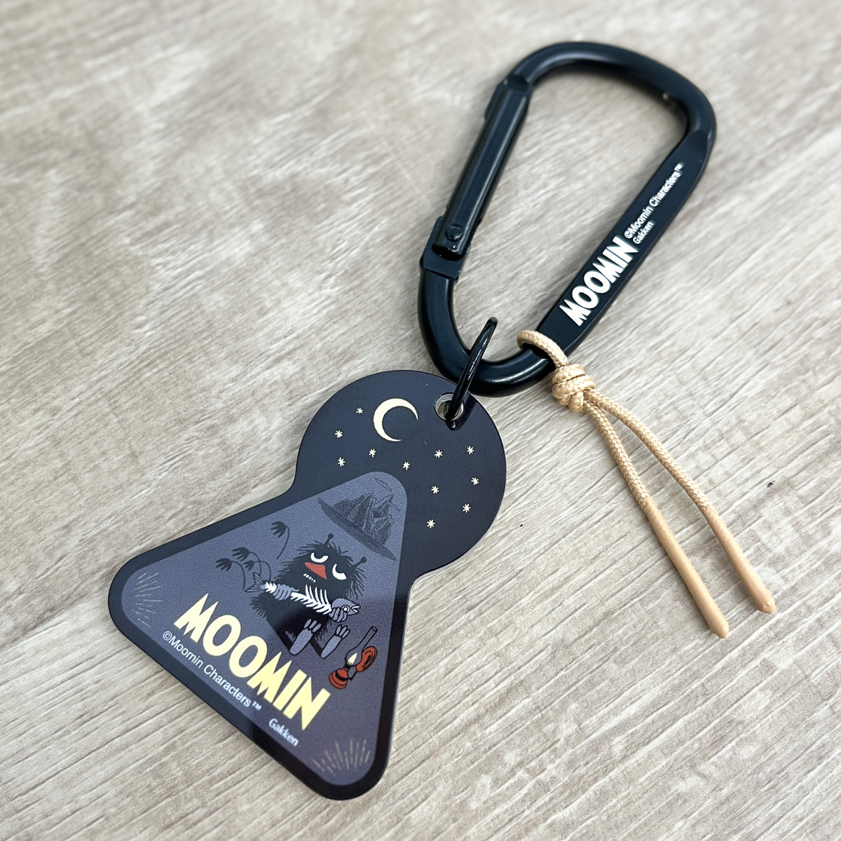 カラビナキーホルダー（アウトドア/スティンキー/BK）G08510