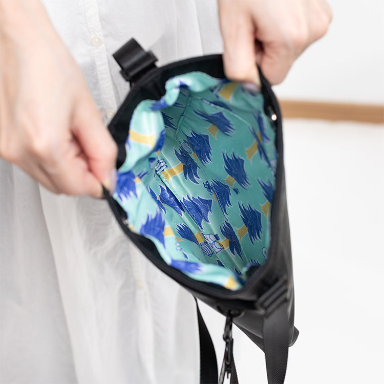 OUTDOOR PRODUCTS ショルダーバッグ（ムーミン＆リトルミイ）MON701BK-1【航空便不可】