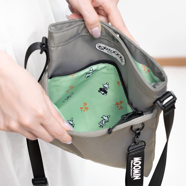 OUTDOOR PRODUCTS ショルダーバッグ（スナフキン）MON702KH-0【航空便不可】