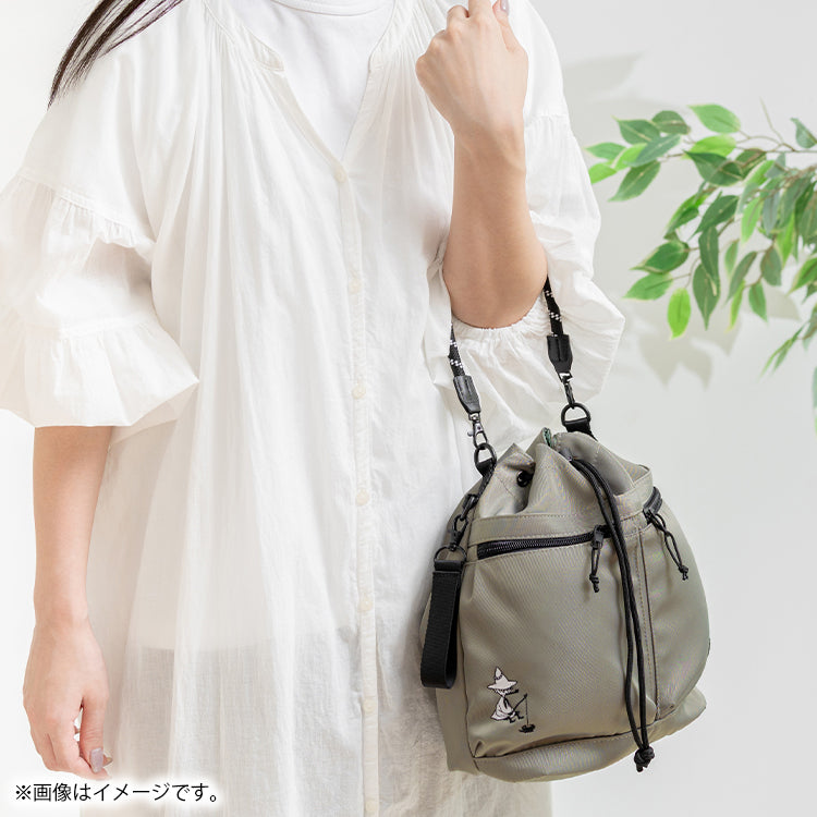 OUTDOOR PRODUCTS 巾着ショルダーバッグ（スナフキン）MON704KH-4