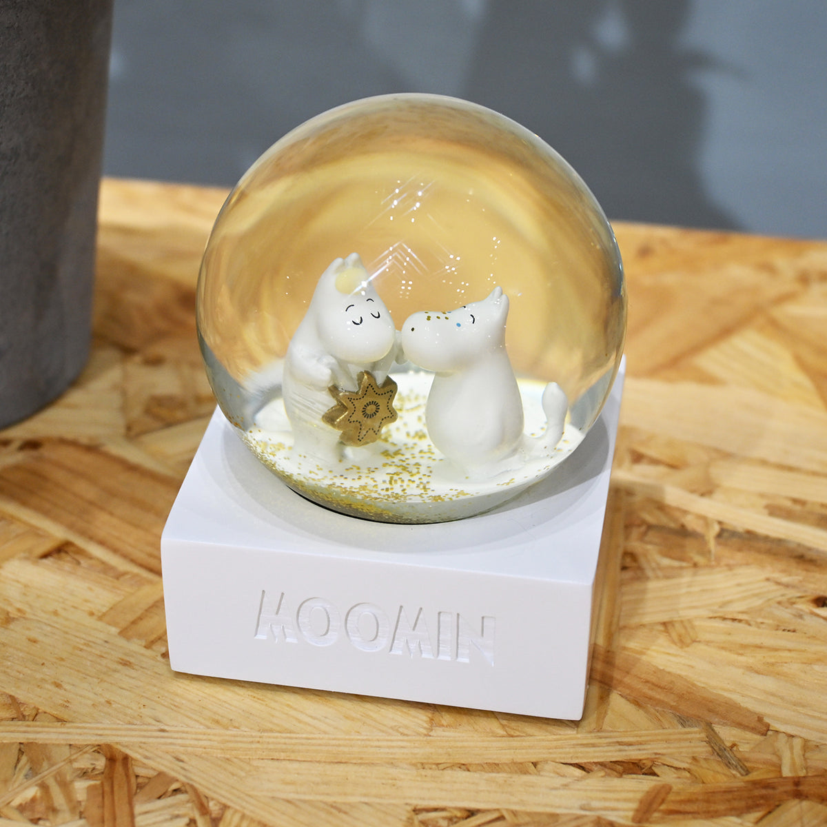 1月下旬頃お届け予定＊スノードーム（ムーミン谷の彗星）152-720261【航空便不可】＜予約商品＞
