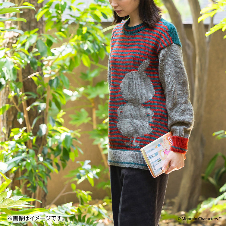 ワンダフルワールド いちごモチーフ 手編み風 苺 ニット セーター 黒×ボーダー ワンダフルワールド いちごモチーフ 手編み風 苺 ニット セーター 黒