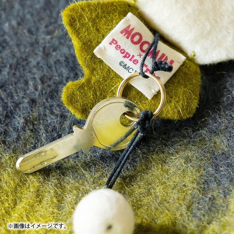 PeopleTree 手刺しゅうキーチャーム付きフェルトバッグ（スナフキン）ACP4-'77
