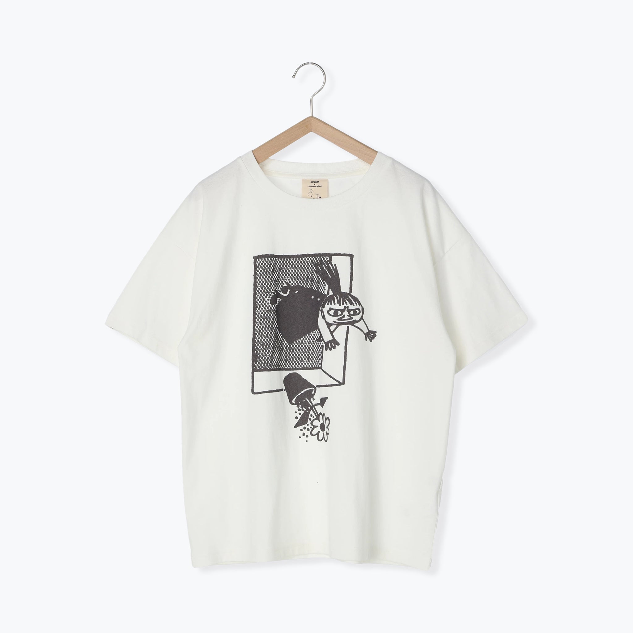 MOOMIN × SamansaMos2】ﾘﾄﾙﾐｲﾌﾟﾘﾝﾄTｼｬﾂ ｵﾌ ﾌﾘｰ - MOOMIN SHOP