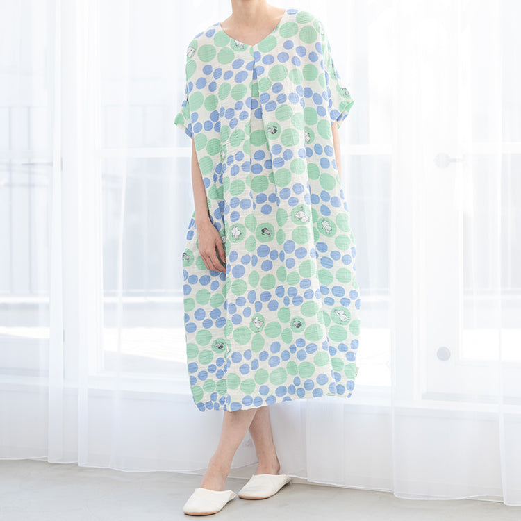 【新品未使用】レア　Cinnamoroll 水色プリント大人ワンピース 半袖 大きいサイズ＞袖ドロストフラワープリントワンピース marun