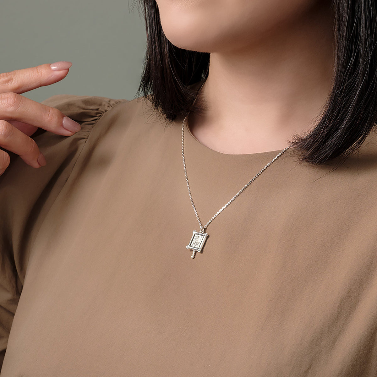 ご先祖さま ネックレス（シルバー）＜取り寄せ品＞【数量限定】